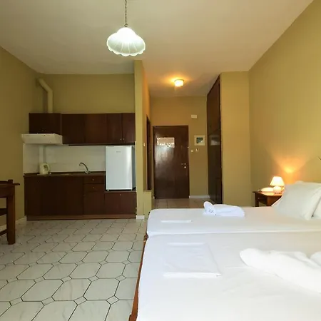 Kleopatra Traditional Hotel apartamentowy Stoúpa