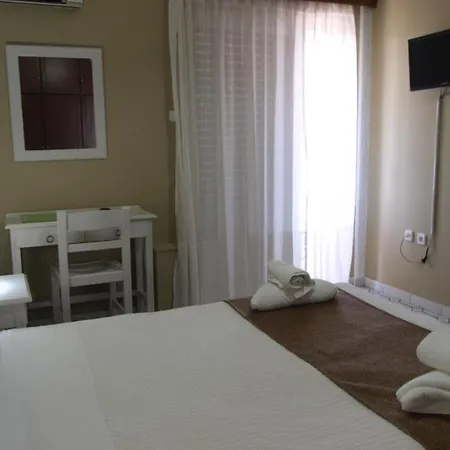 Hotel apartamentowy Kleopatra Traditional Stoúpa