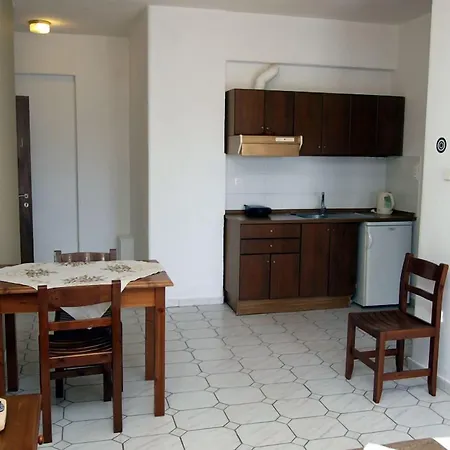 Kleopatra Traditional Ξενοδοχείο με διαμερίσματα 2*